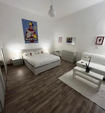 Appartamento Scaramanzia Napoli Exterior foto